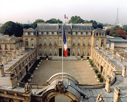Gran patio del Elíseo, residencia de los presidentes de Francia.