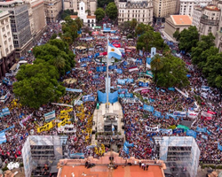 La Plaza de Mayo como en sus mejores días.